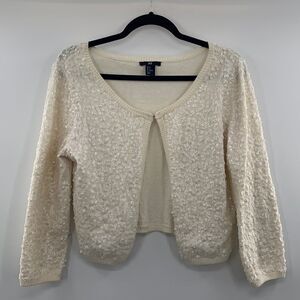 H&M Short Sweater Cream w/ Sequence size Medium
